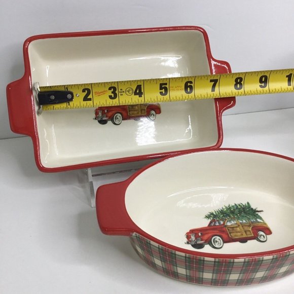 Casserole DiVintage Grace Bake Shop 2 Holiday Red Truck Christmas Tree P… - Picture 3 of 11